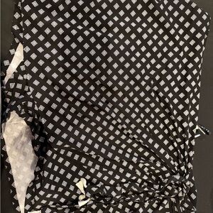 Torrid Black and White Diamond Patterned Top